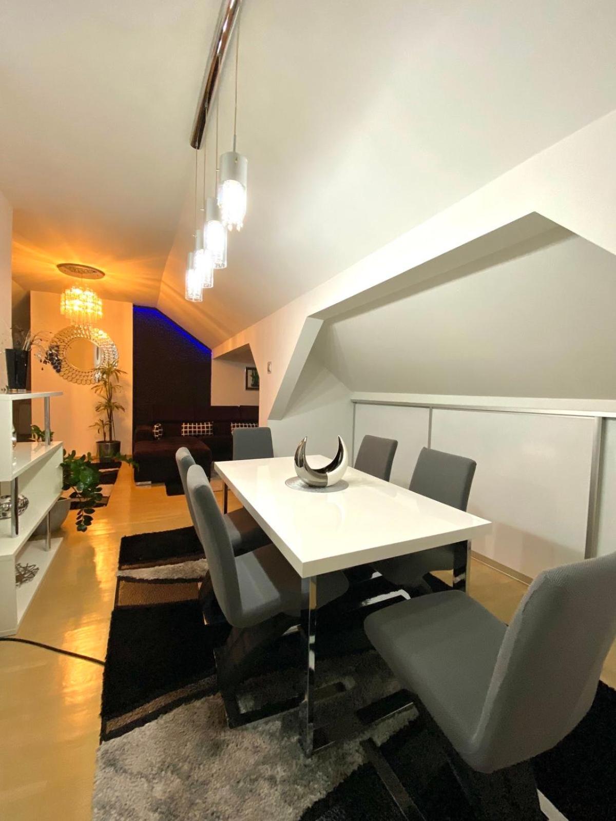 Apartment Luxury Black & White Sarajevo