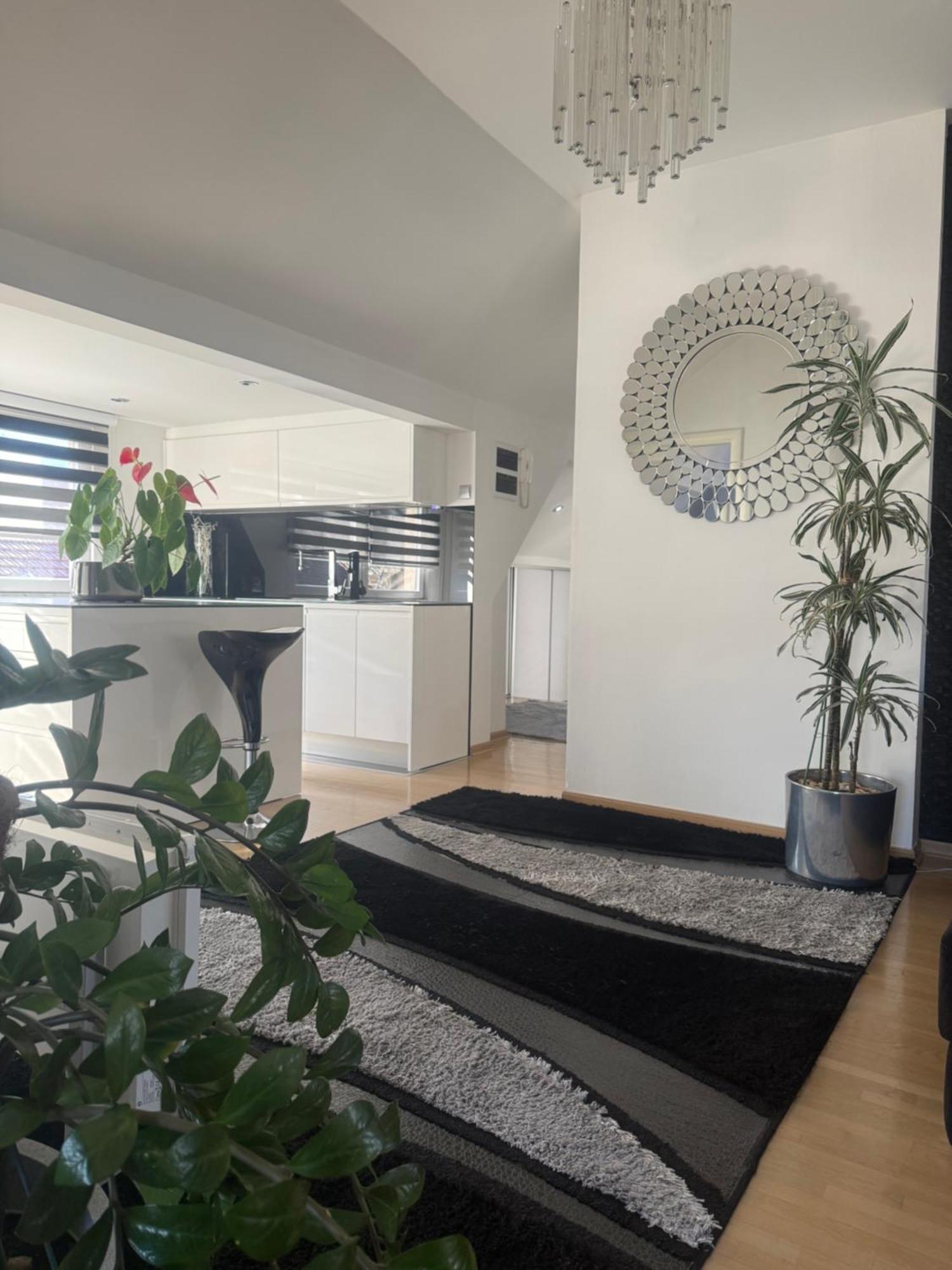 Apartment Luxury Black & White Sarajevo