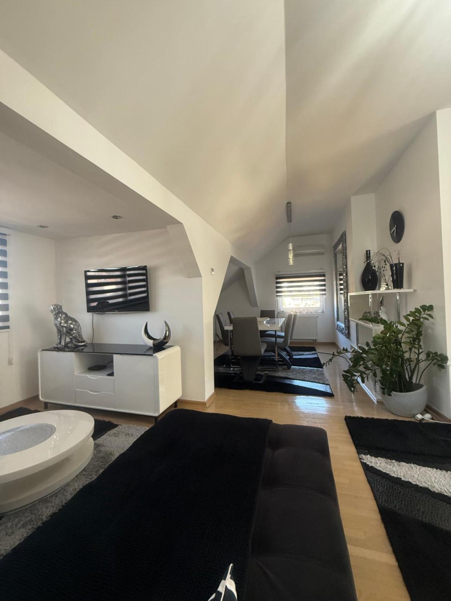Luxury Black & White Appartamento Sarajevo