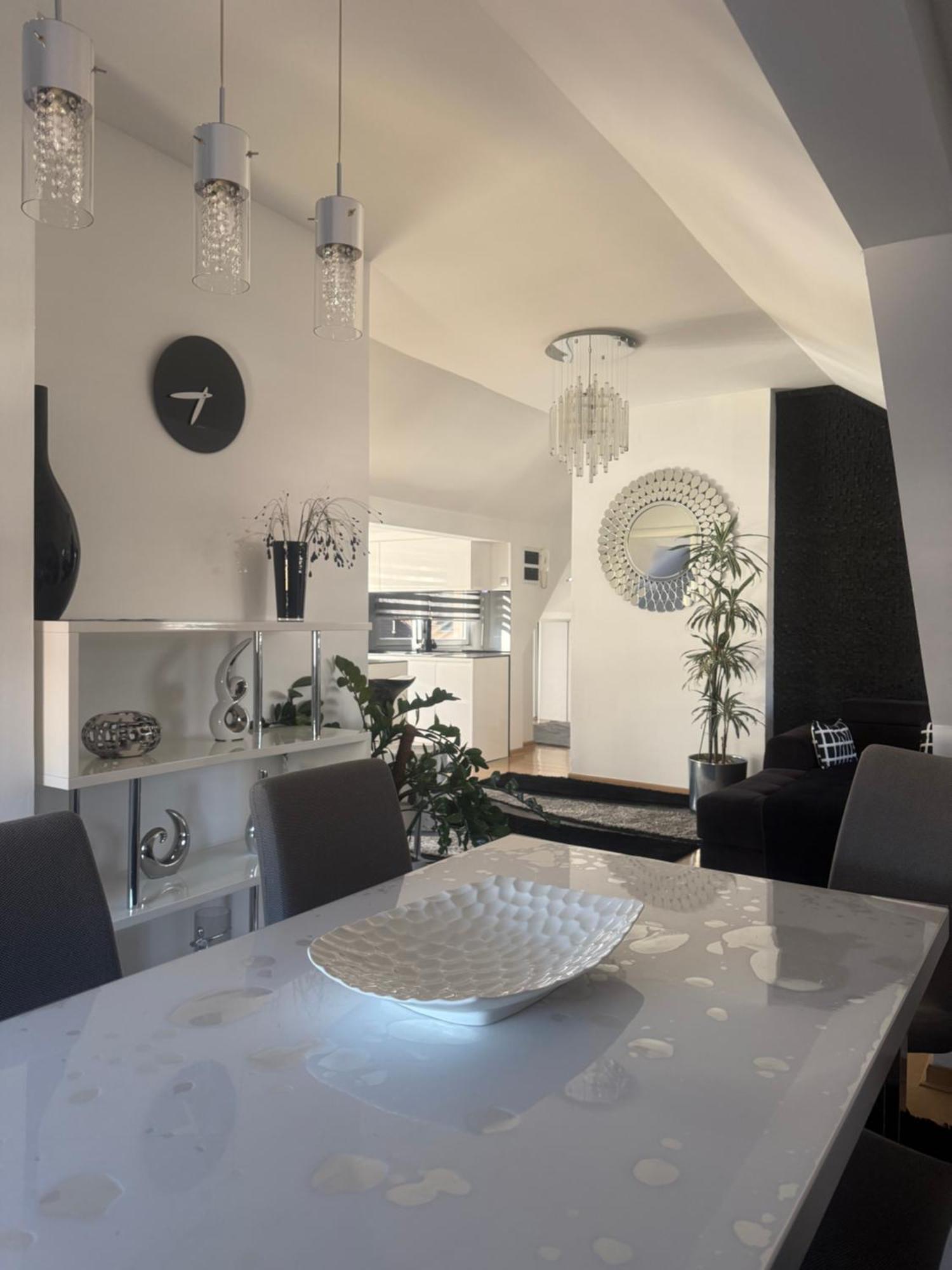 Luxury Black & White Sarajevo